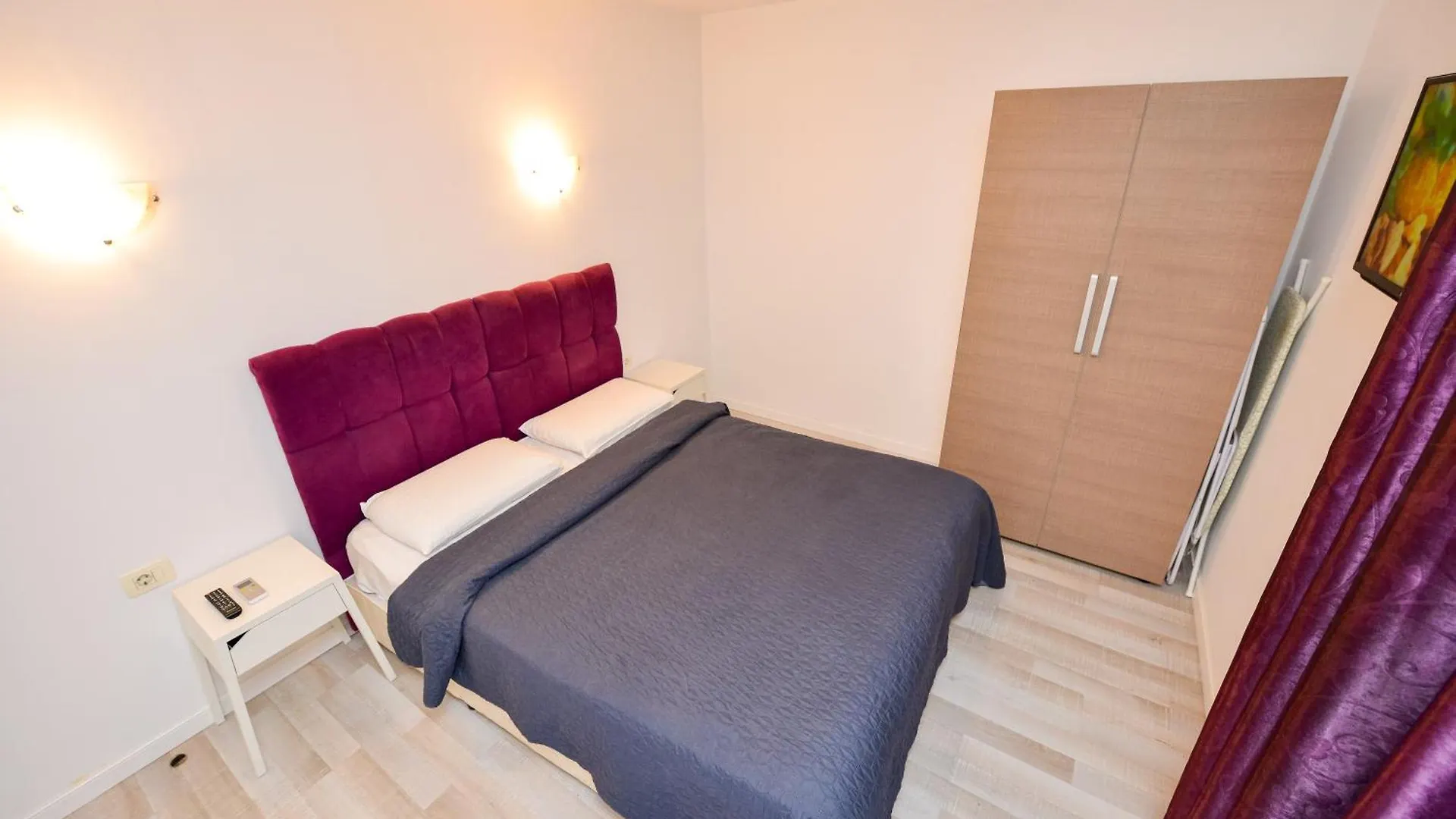Central Unirii Bucarest 0*,